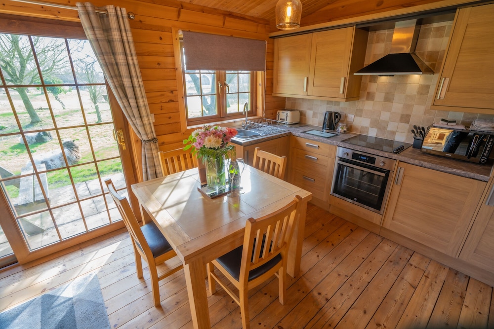 Duckling Log Cabin - Photo 5