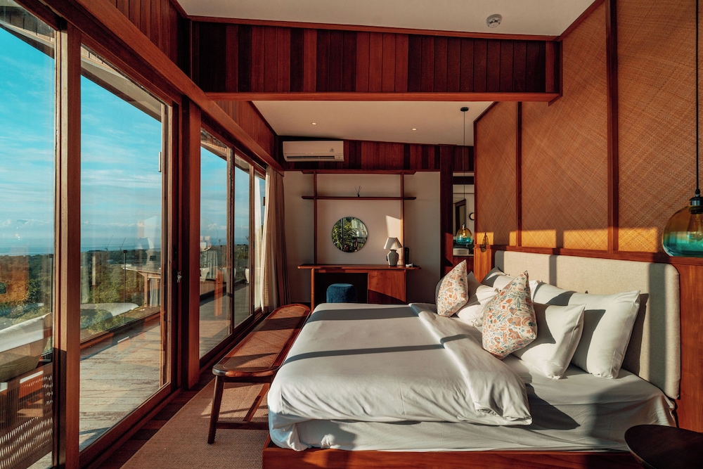 Ocean View Villa 2-Storey - Photo 6