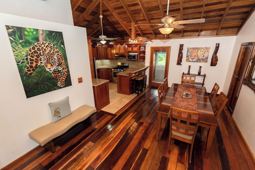 3 Bedrooms, Resort View, Poolside (Jaguar House) photo 1