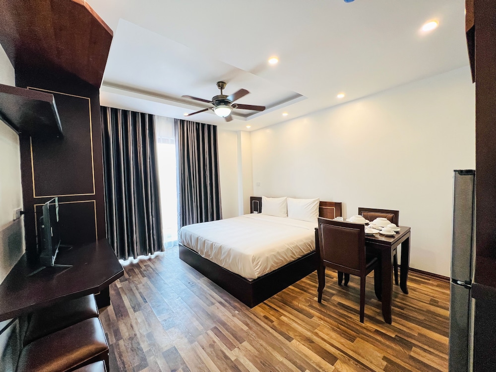 Luxury Apartment, City View