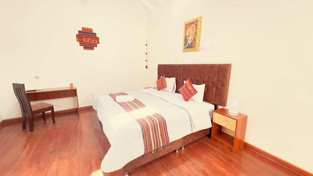 Deluxe Double or Twin Room - Photo 12