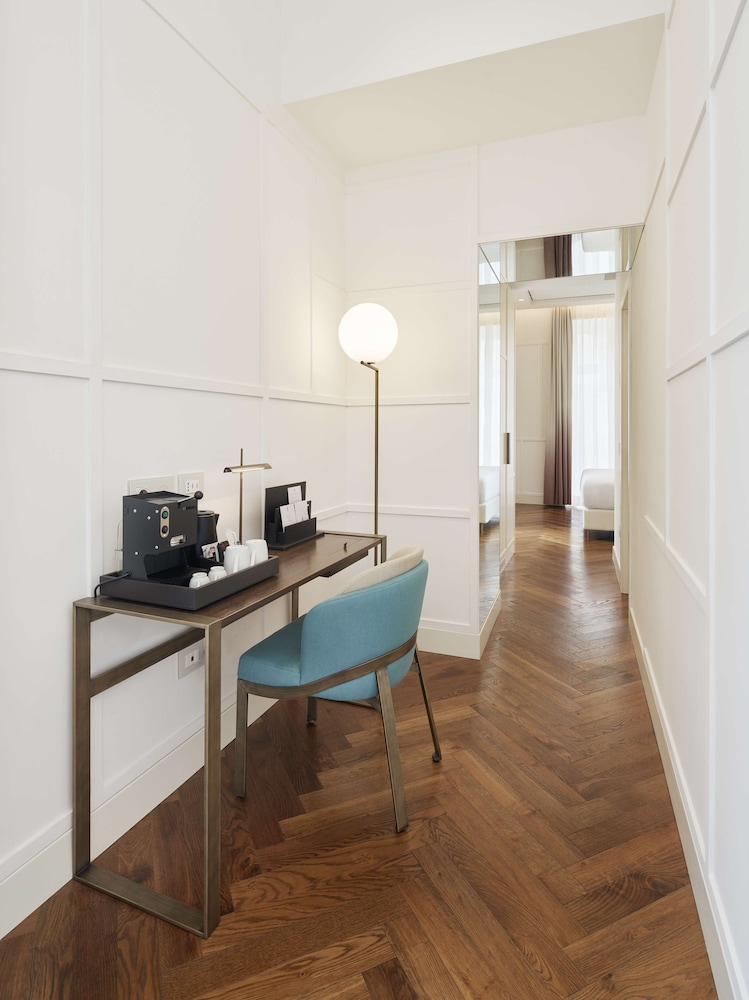 Junior Suite, 1 King Bed, Terrace, Sea View