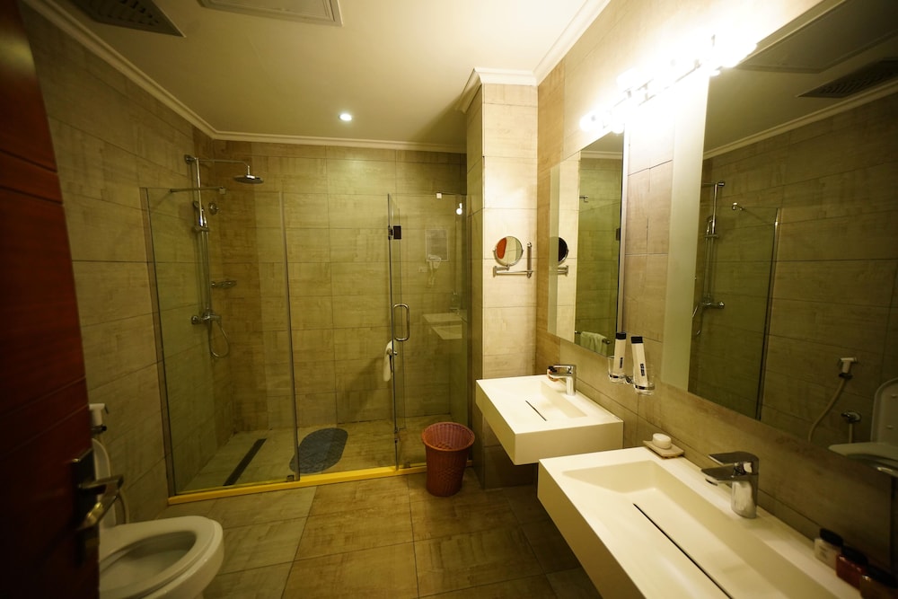 Junior Suite - Photo 9