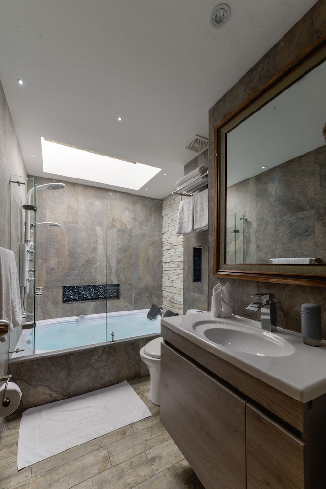Luxury Suite, photo 7