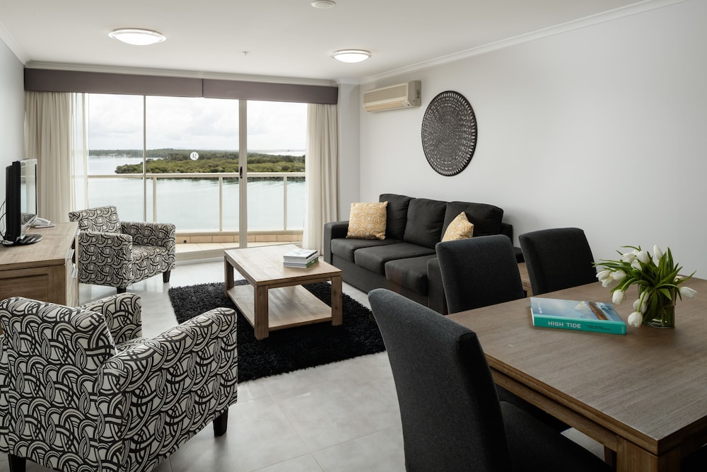 Apartment, 2 Bedrooms, Balcony, Ocean View - Photo 8
