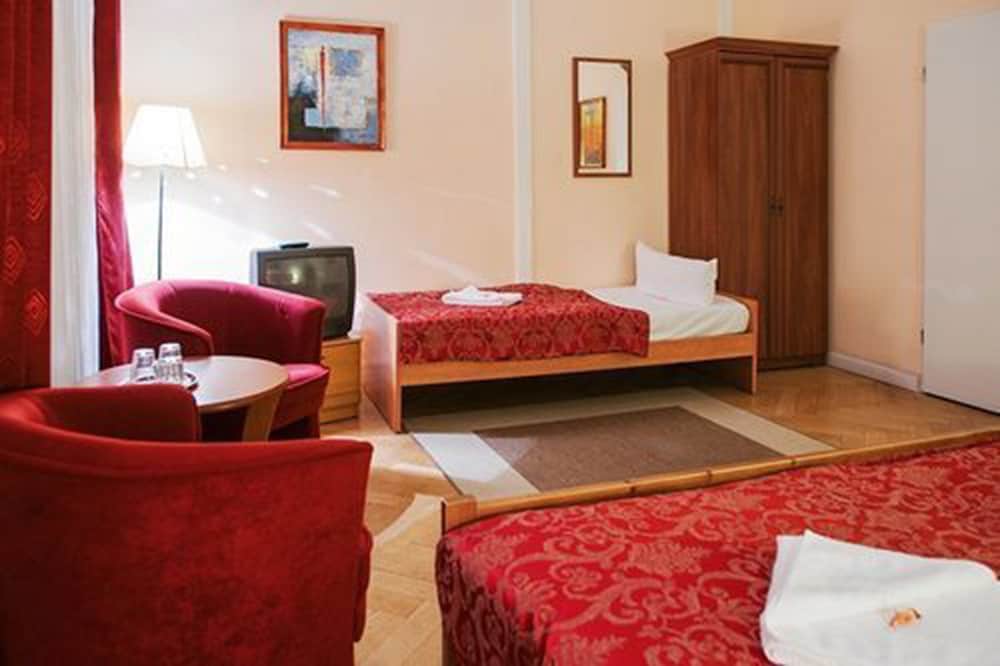 Triple Room photo 1