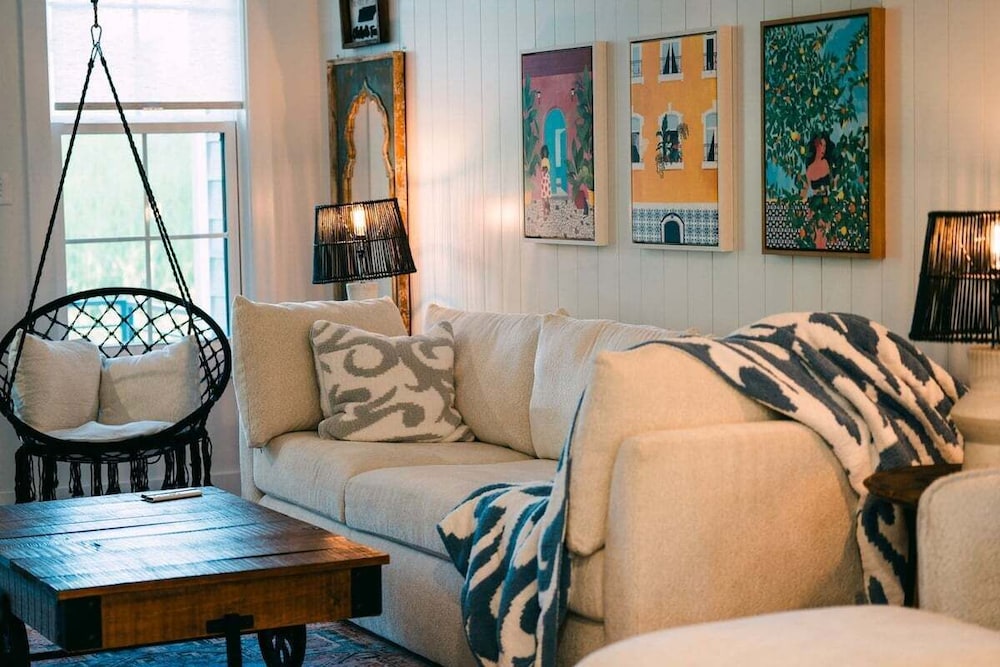 House, Multiple Beds, Patio, Garden View (41 W High St)