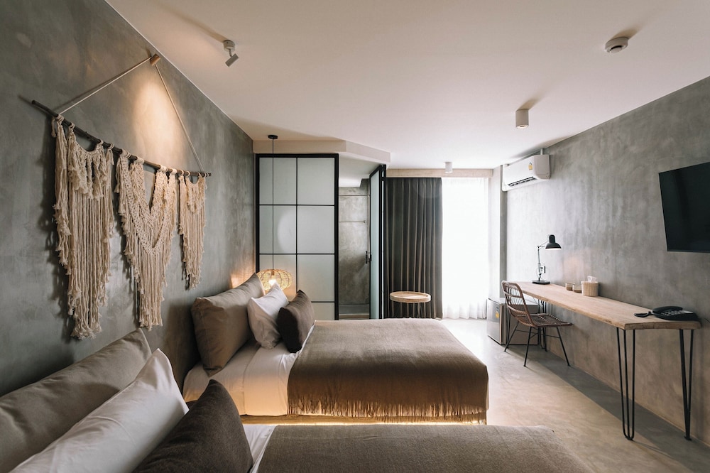 Standard Twin Room - Photo 1