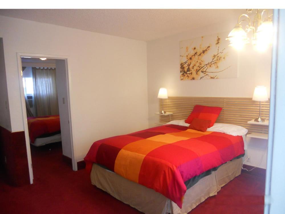 Three-Bedroom Suite - Photo 2