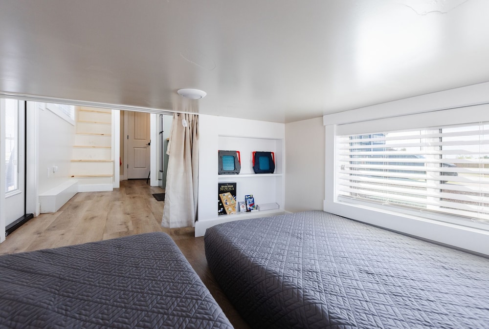 Comfort Cabin