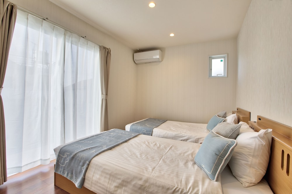 Private Villa (For 1 - 6 guests) photo 2