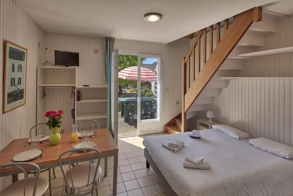 Apartment, 1 Bedroom, Non Smoking, Kitchenette photo 1