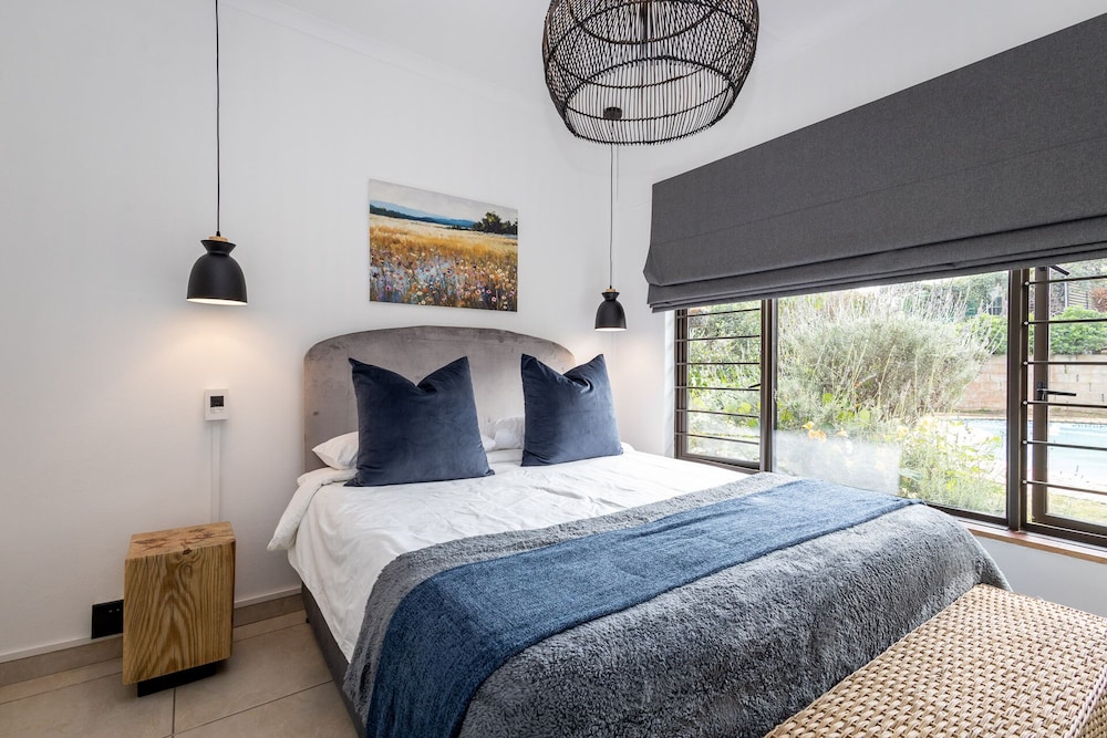 Premium House photo 1