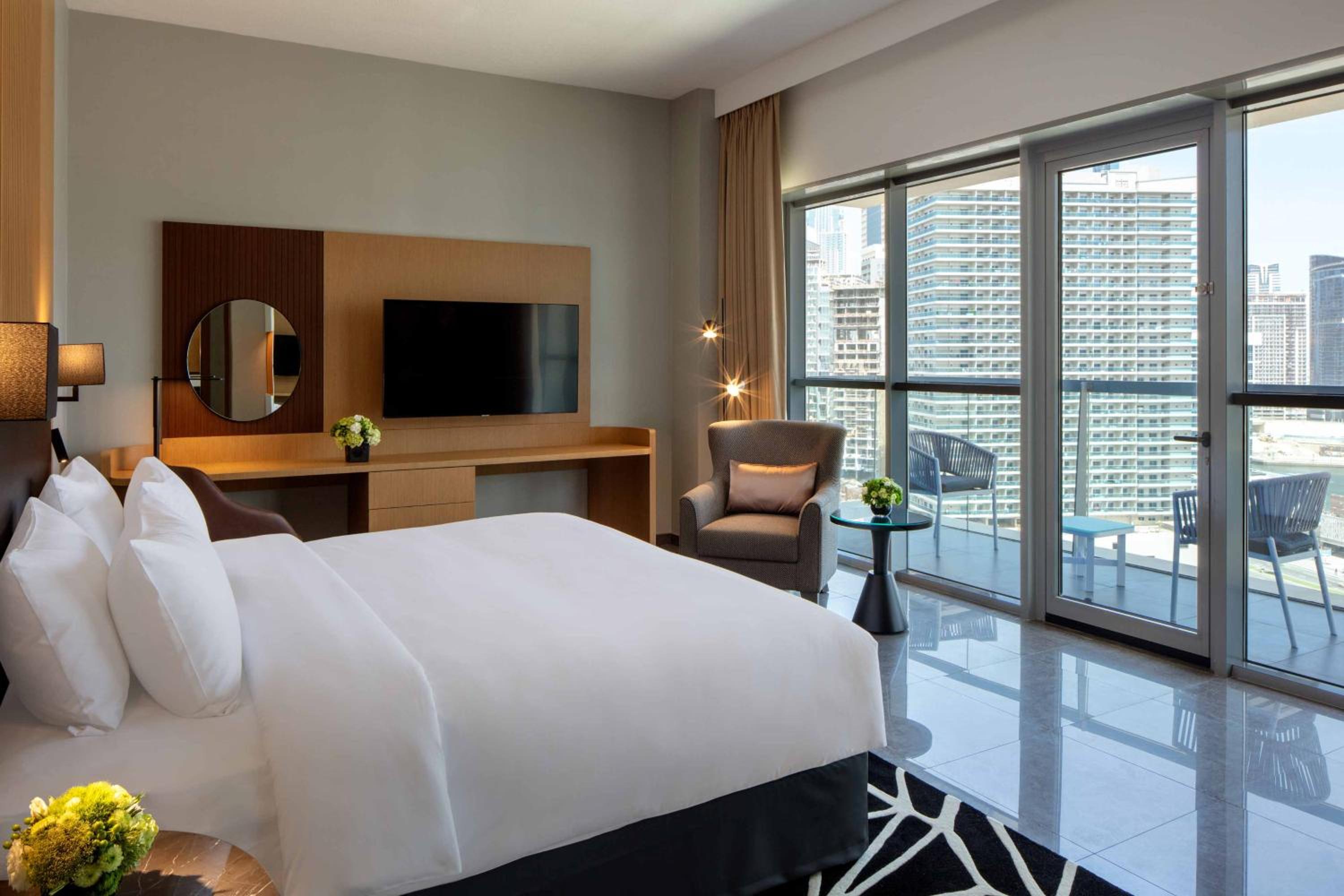 Collection Suite with Soluna Beach Club Access