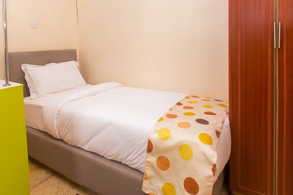 Basic Single Room, 1 Twin Bed photo 3