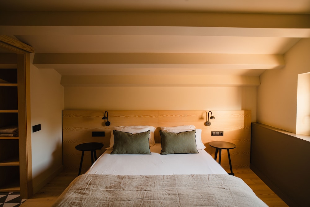Comfort Quadruple Room (Farigola)