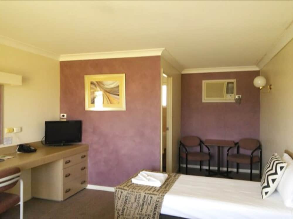 Standard Double Room photo 3