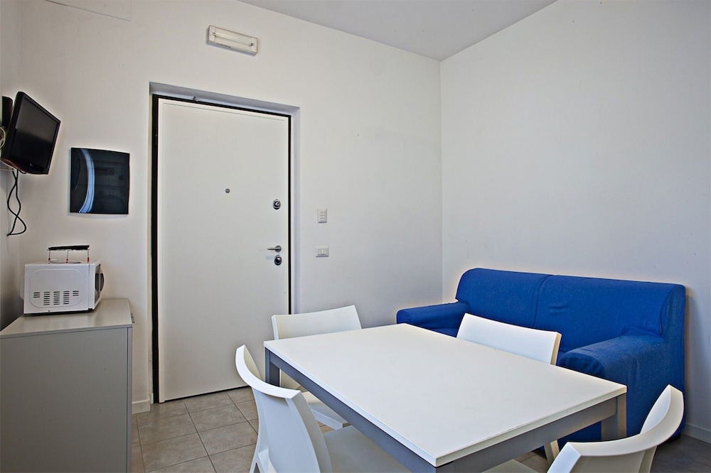 Junior Suite (18SQM WIFI ) photo 2
