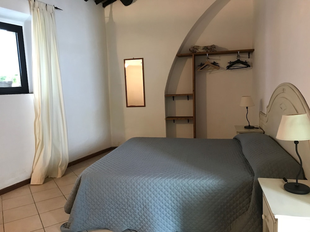 Villa photo 1