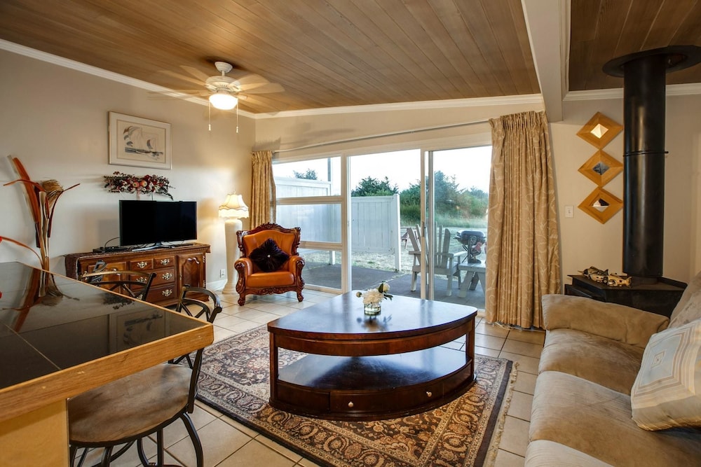 Condo, 2 Queen Beds, Beachside photo 3