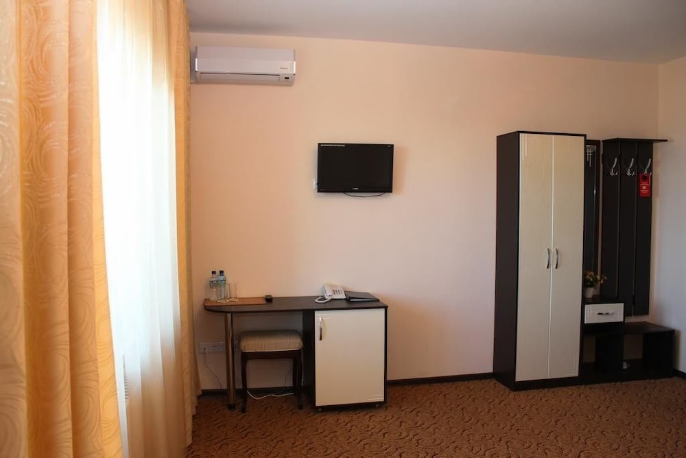 Standard Twin Room photo 3