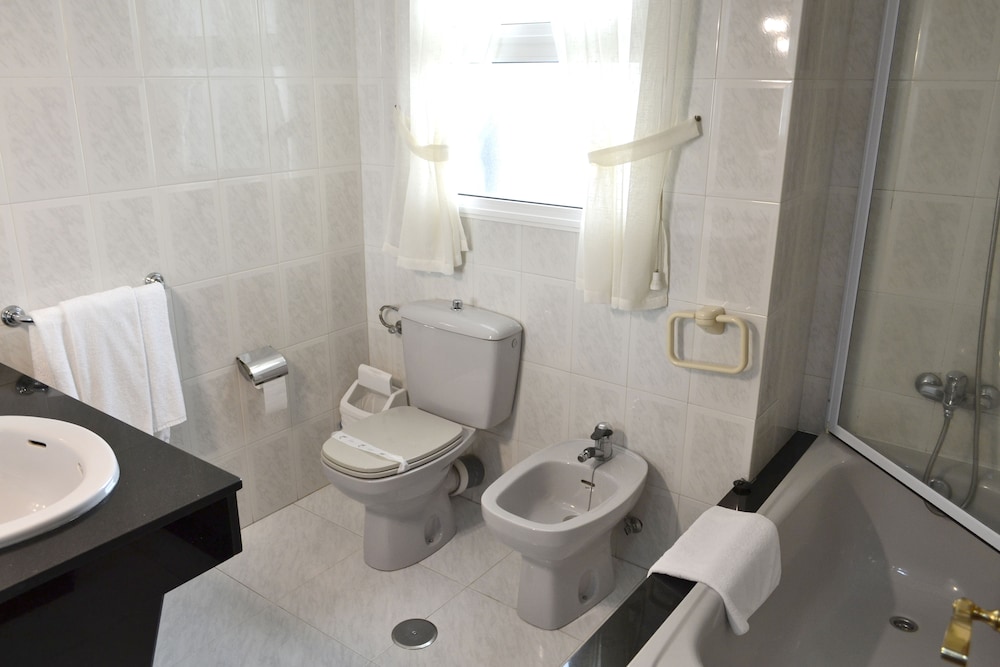 Triple Room - Photo 8