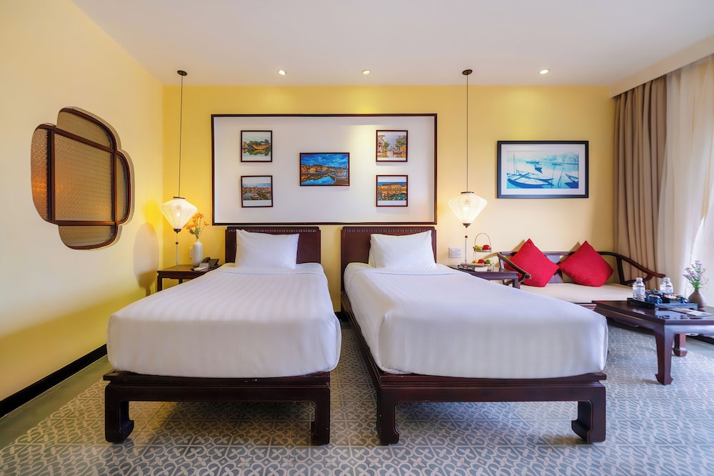 Grand Deluxe Room with Large Balcony photo 1
