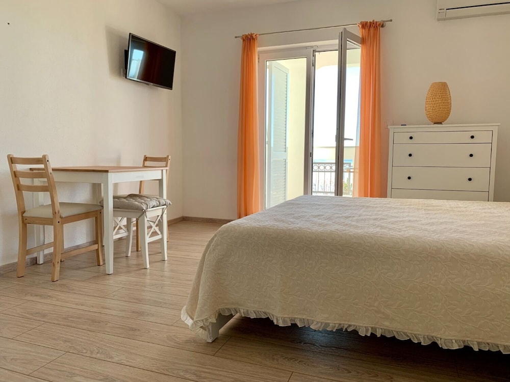 Studio (Via - 250 m from sea - SA2(2))