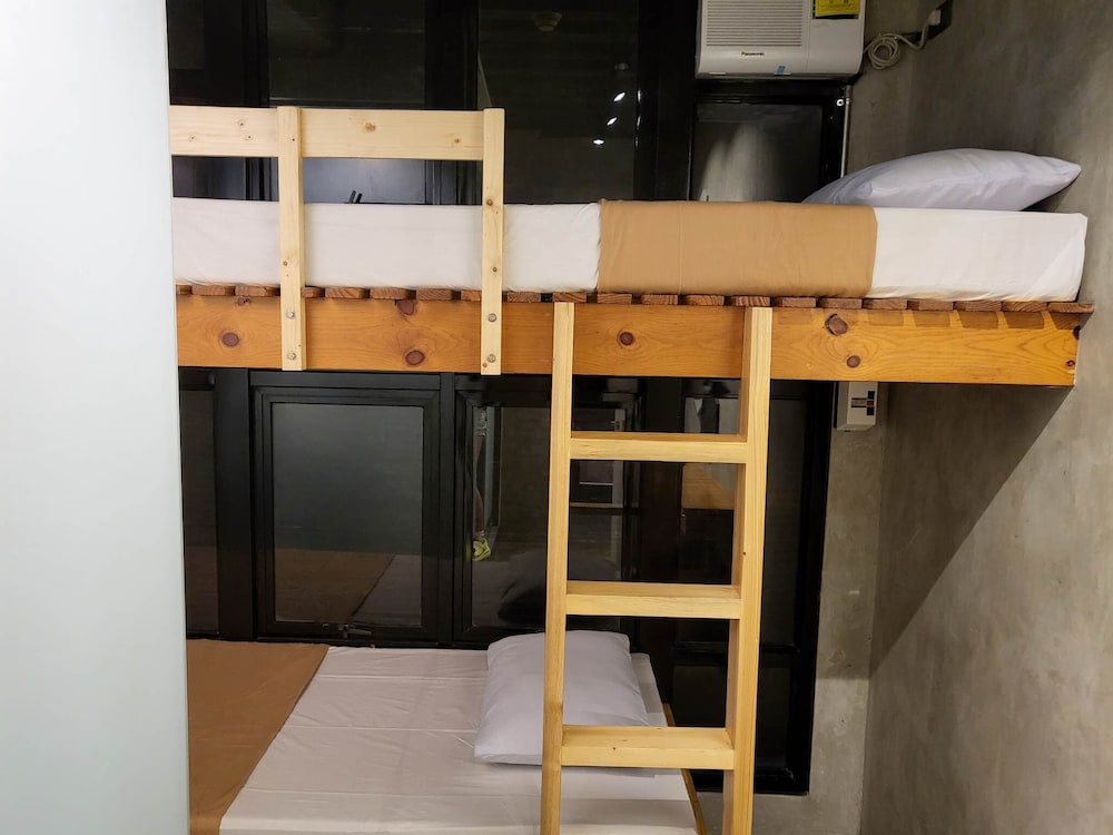 Basic Twin Room photo 3