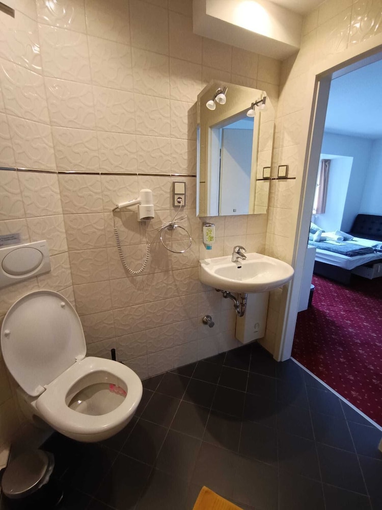 Quadruple Room photo 3