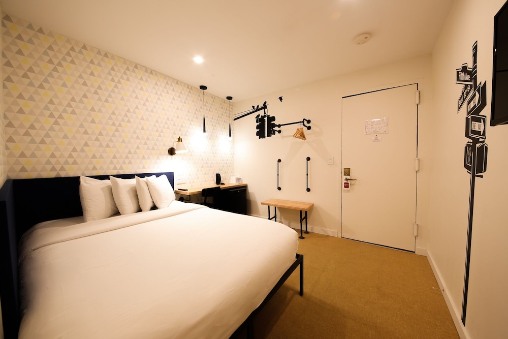 Signature Room photo 1