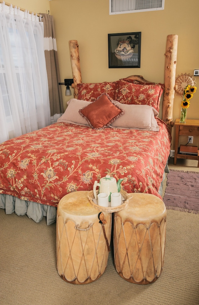 Indian Paintbrush / Hot Tub / Fireplace photo 2