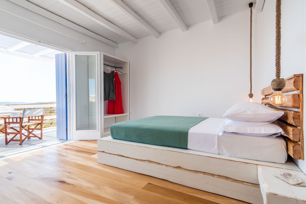 Superior Suite, Jetted Tub, Sea View