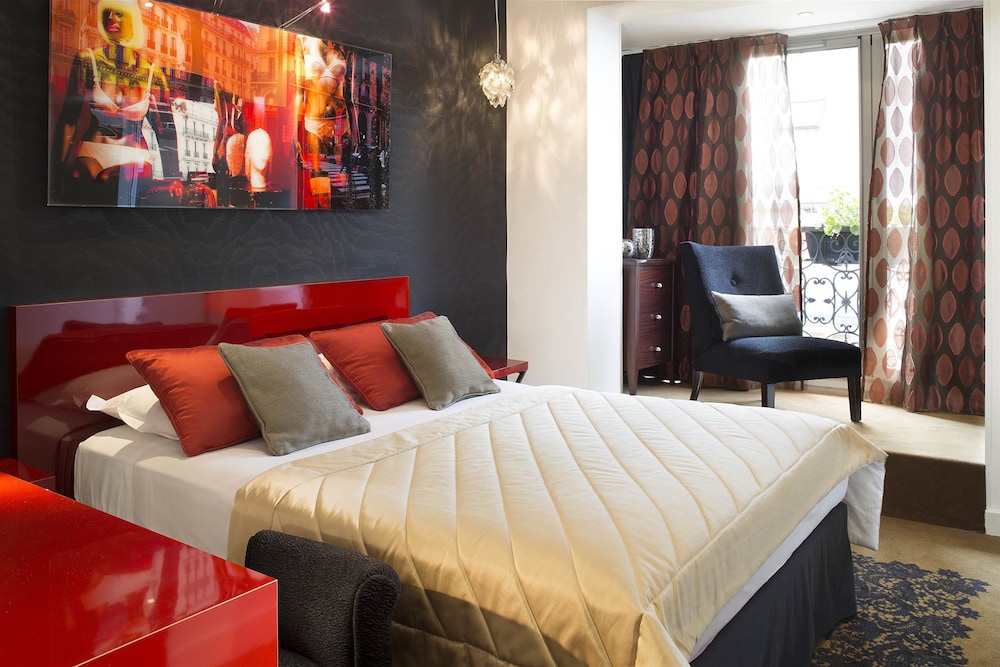Superior Room, 1 Queen Bed, Non Smoking thumbnail 6