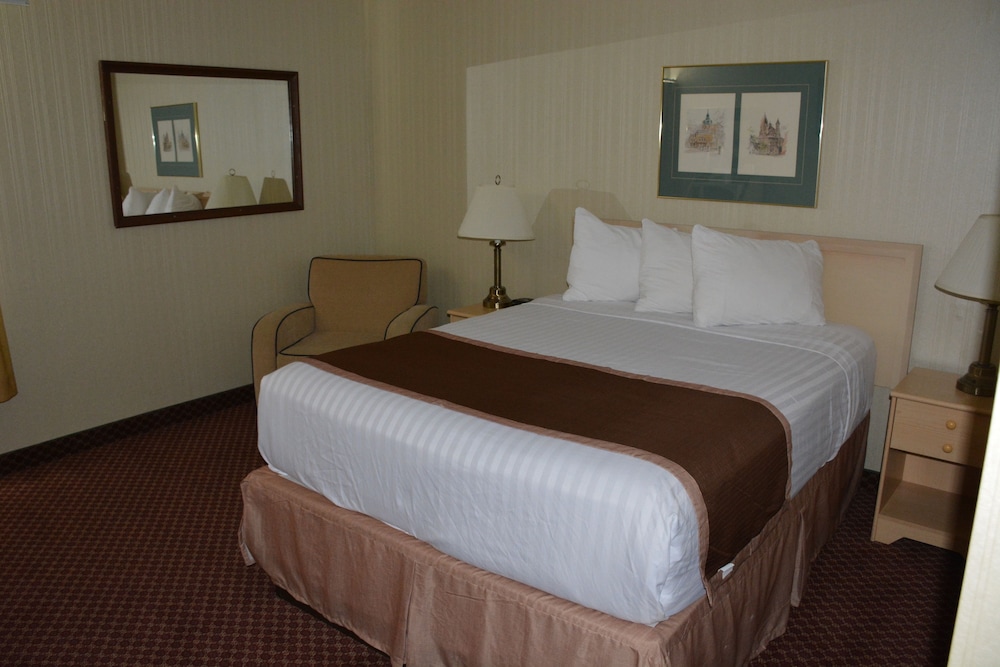 Standard Room, 1 Queen Bed - Photo 2