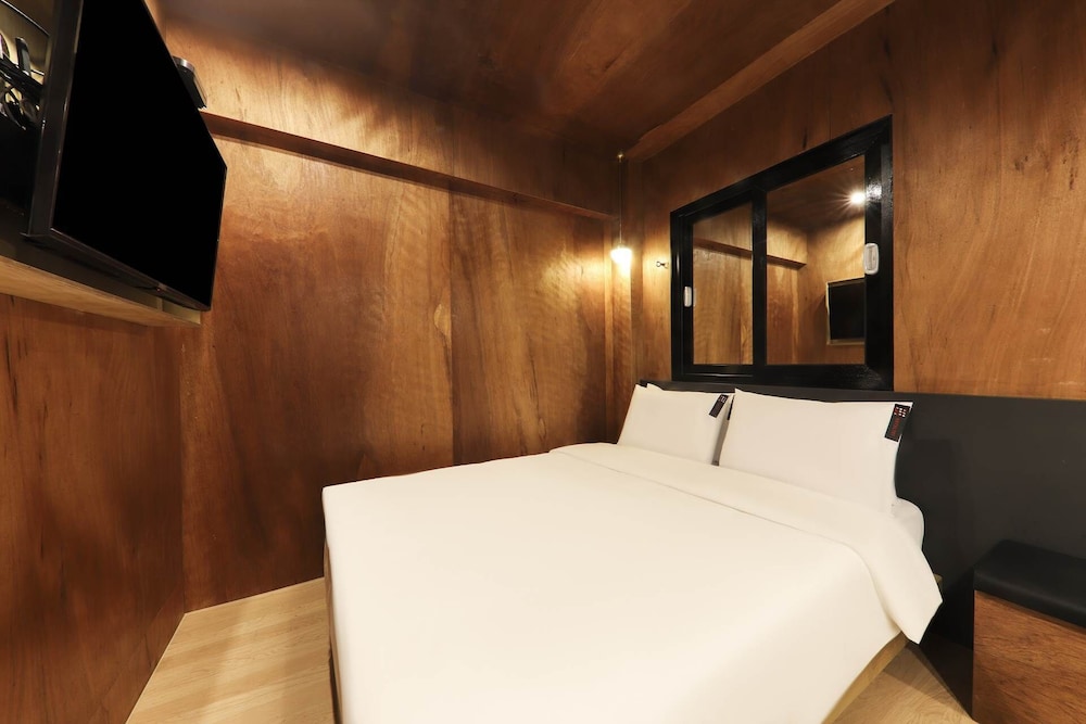 Standard Double Room - Photo 3