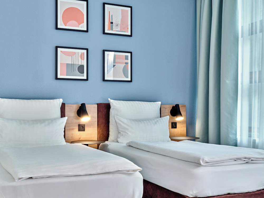 Premium Room, 3 Twin Beds (Up to 3 Adults)