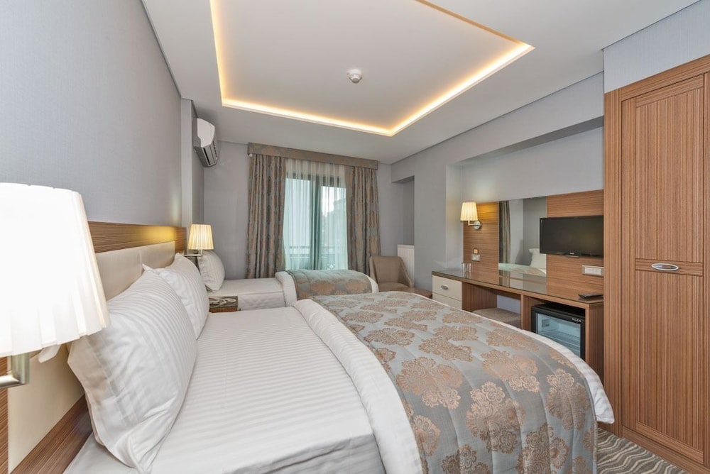 Standard Triple Room photo 3