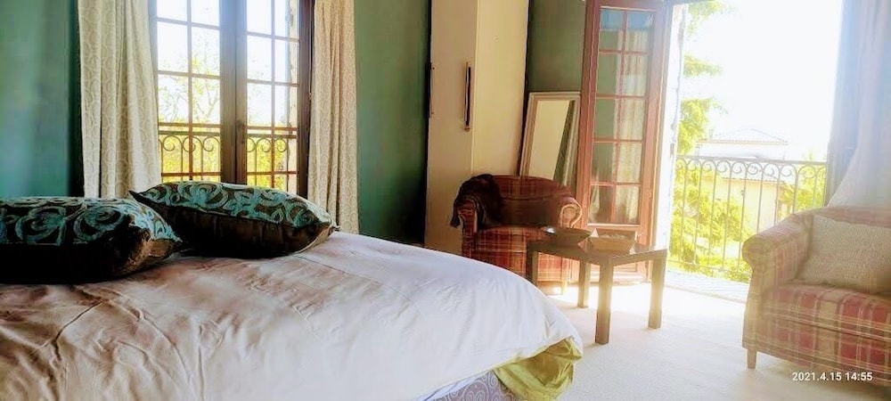 Deluxe Suite photo 1