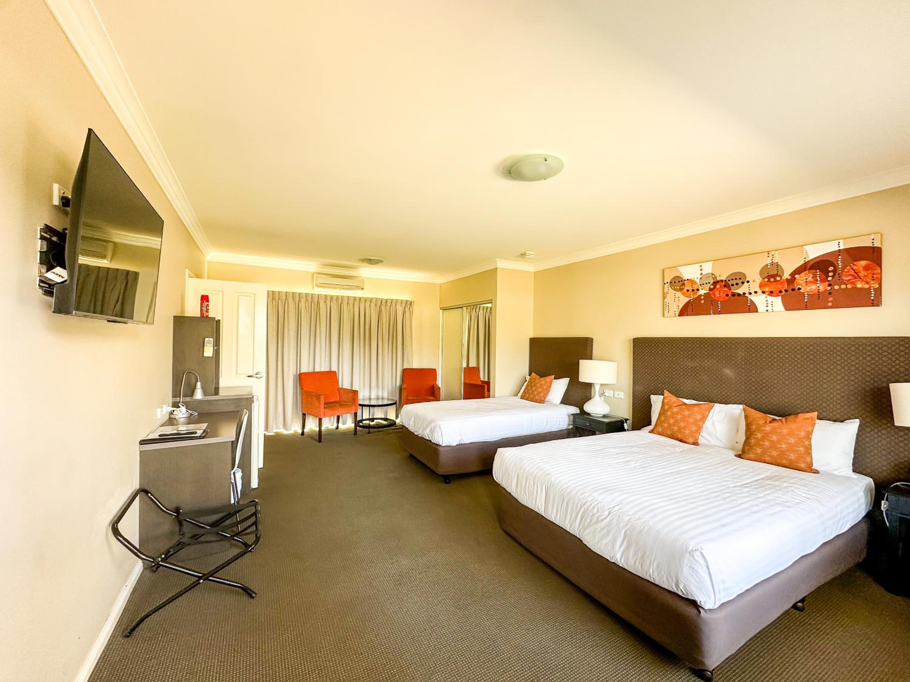 Deluxe Courtyard Room photo 2