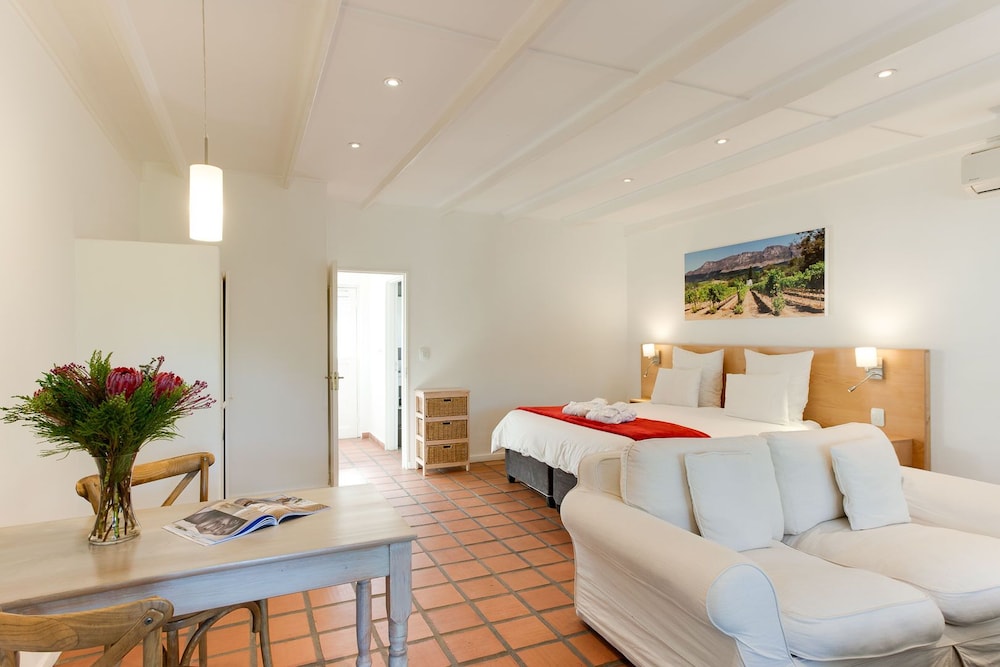 Comfort Suite, 1 Bedroom photo 1