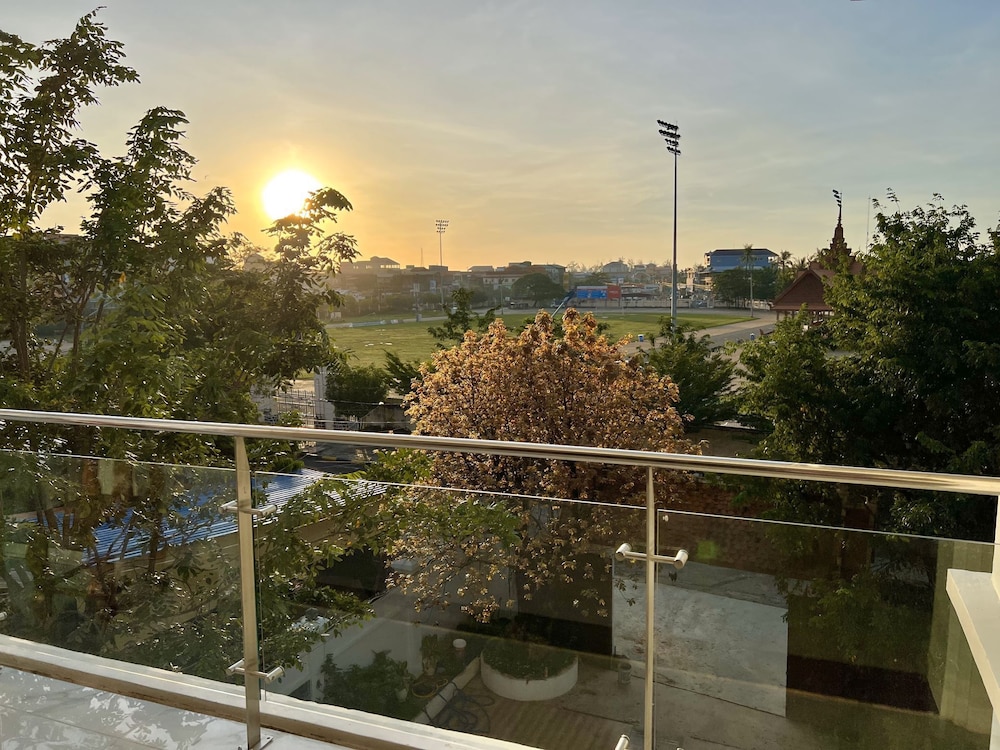 Superior Double Room, Balcony, City View photo 3