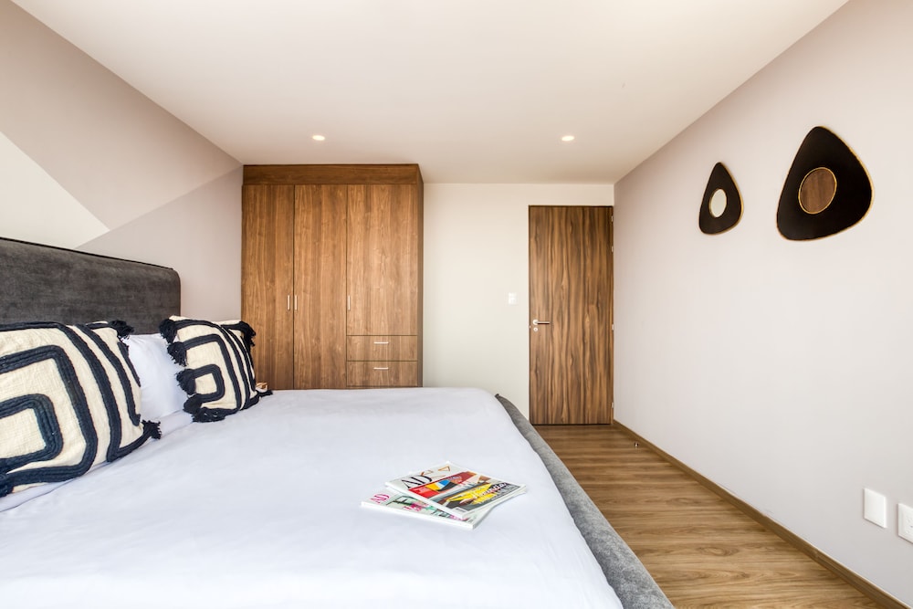 Premium Apartment with Balcony photo 1