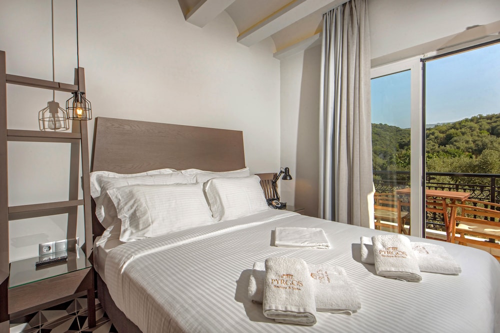 Deluxe Room, Mountain View photo 2