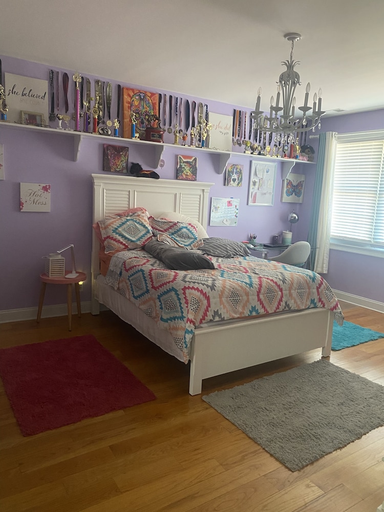 Girlie Room photo 1