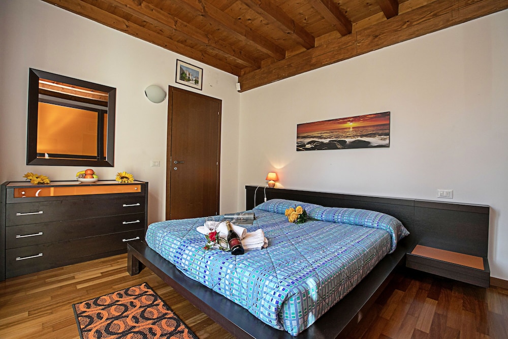 Family Apartment, 1 Bedroom (Appartamento Patrizia Manerba Resort) photo 1