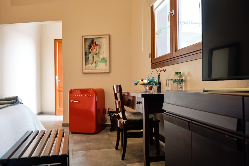 Deluxe Room (alma)