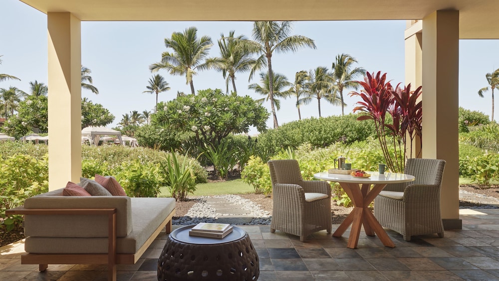 Deluxe Suite, 1 Bedroom, Garden View, Ground Floor (ohana Family Suite)