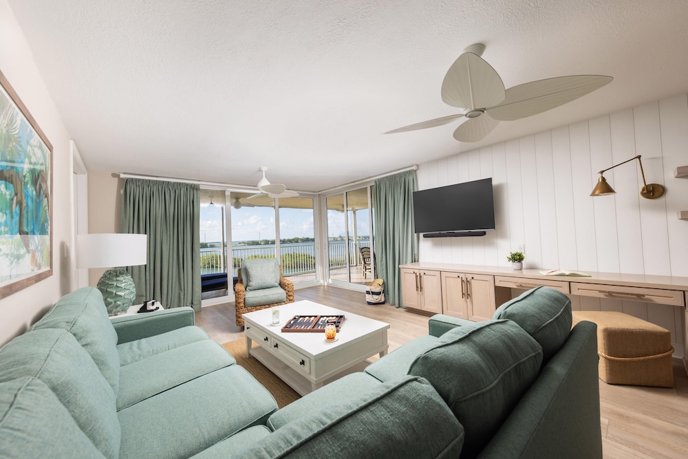 2 Bedroom Single Level Premium Villa - Queen/Twins photo 2