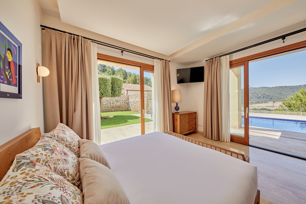 Luxury Villa (Cap Vermell)